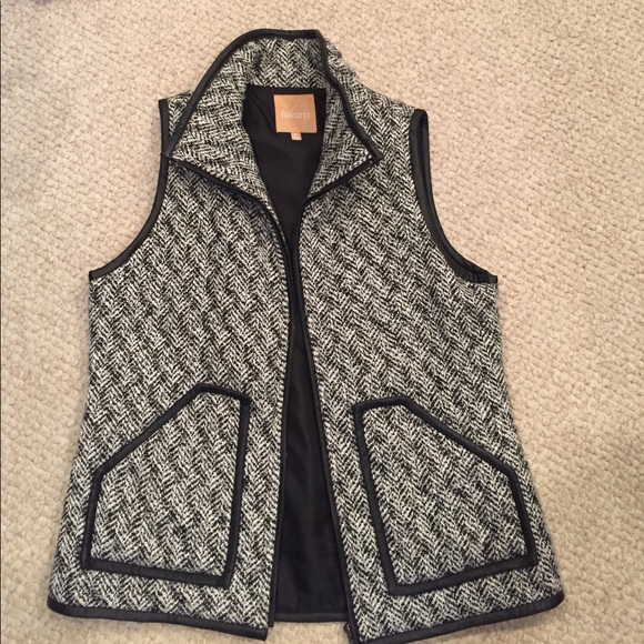 ⚡️DONATED ⚡️ - Picture 1 of 2